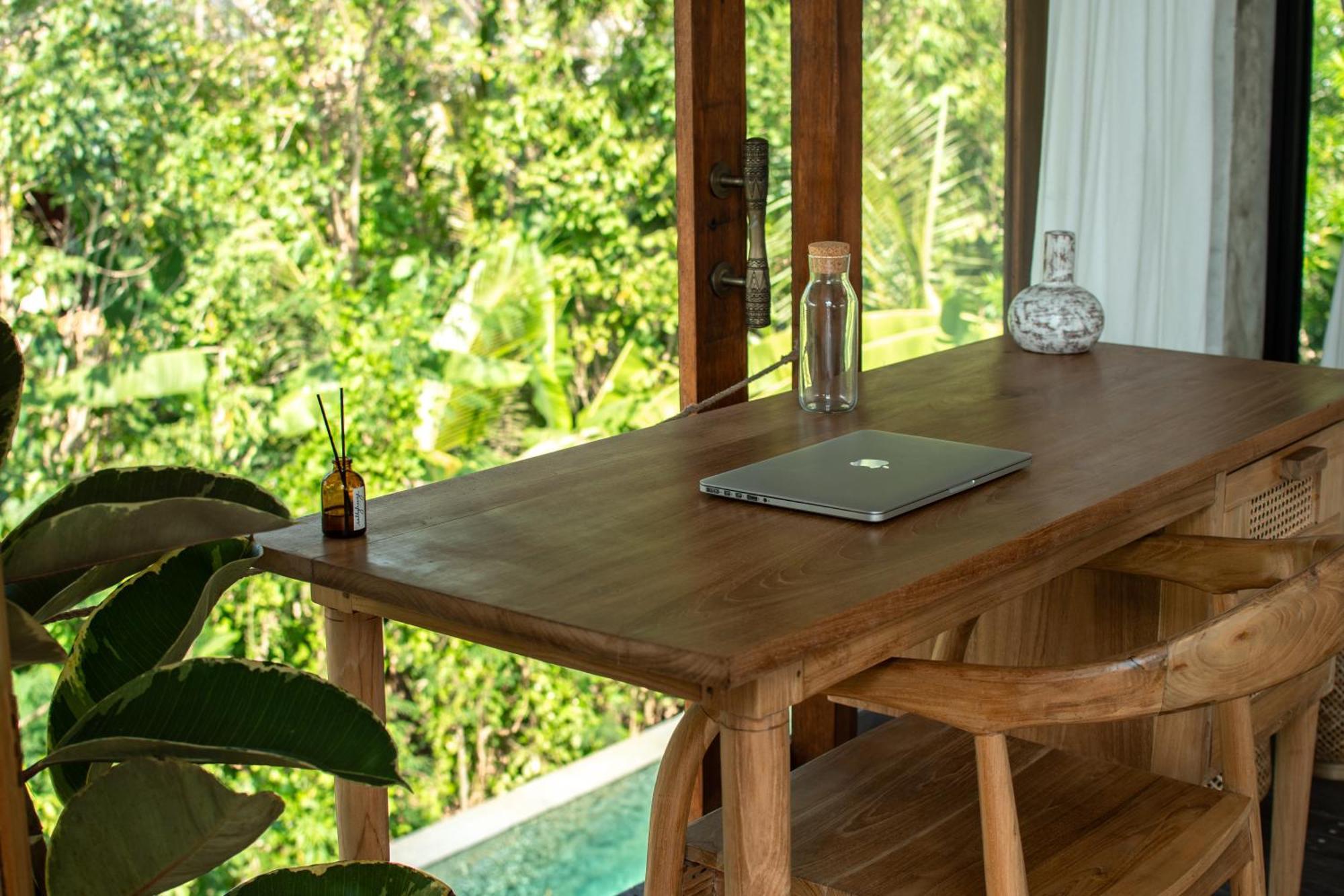 Salty Breeze Bali Hotel Ungasan Buitenkant foto