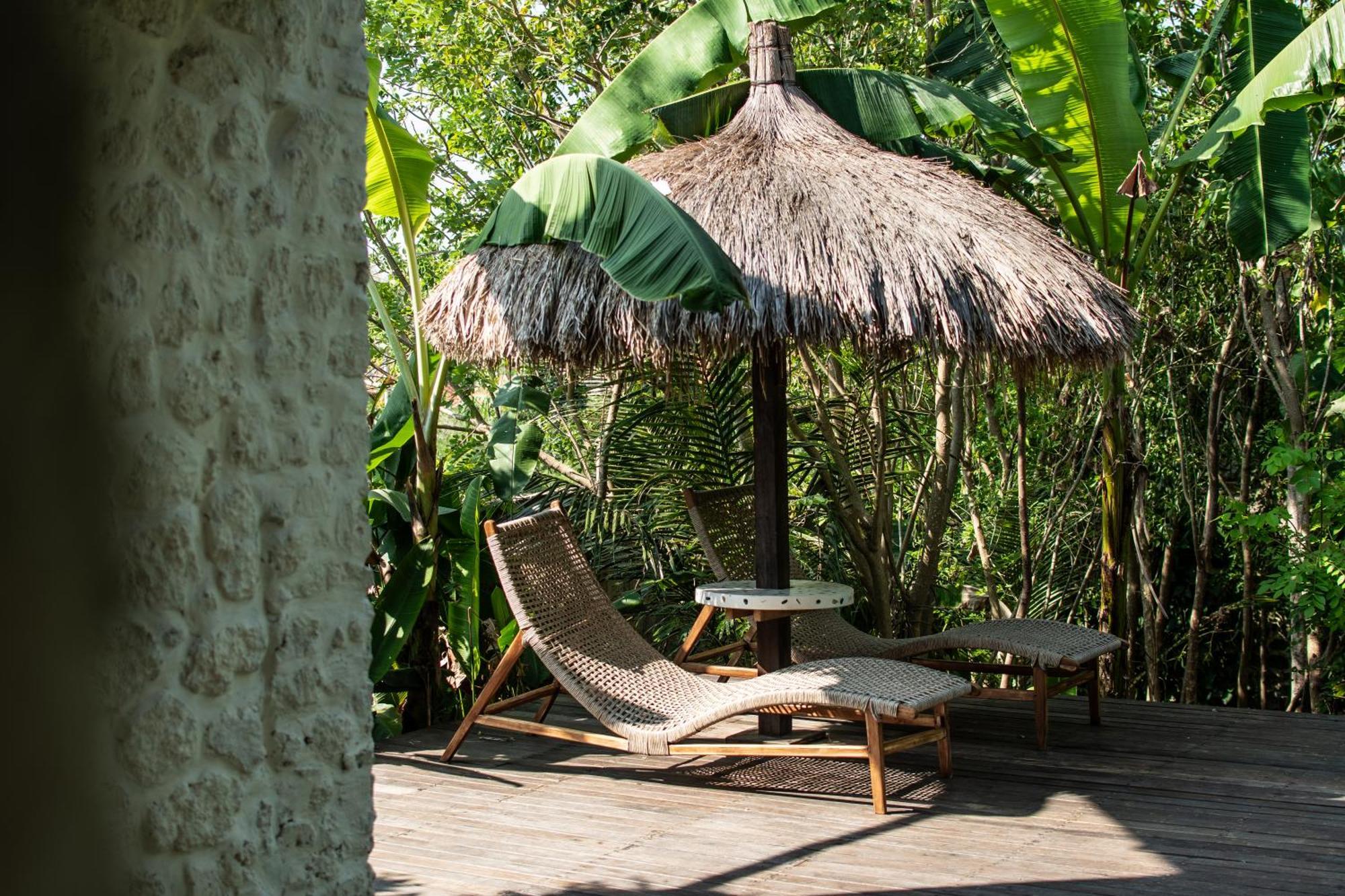 Salty Breeze Bali Hotel Ungasan Buitenkant foto