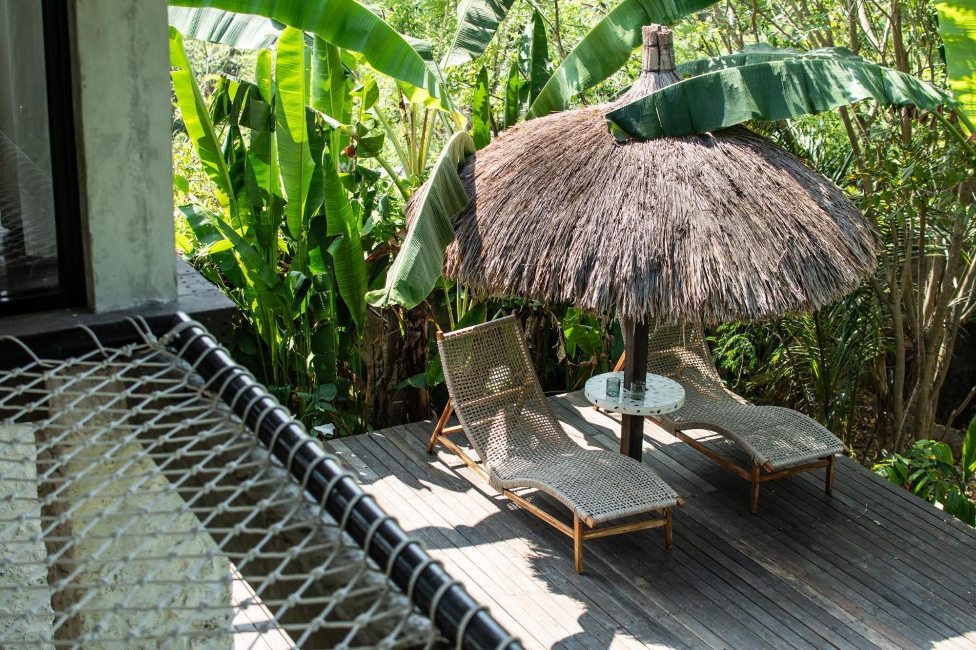 Salty Breeze Bali Hotel Ungasan Buitenkant foto