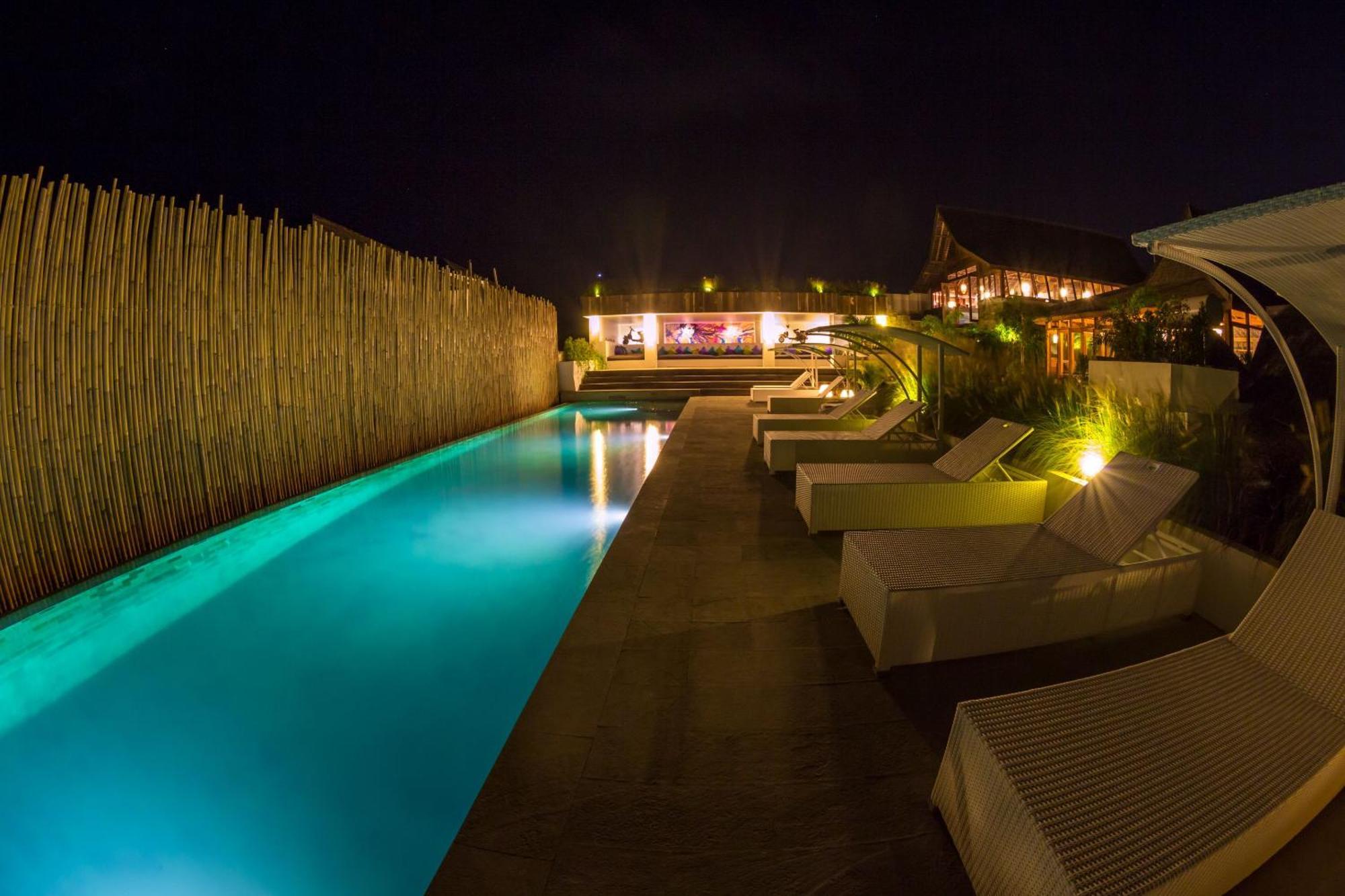 Salty Breeze Bali Hotel Ungasan Buitenkant foto